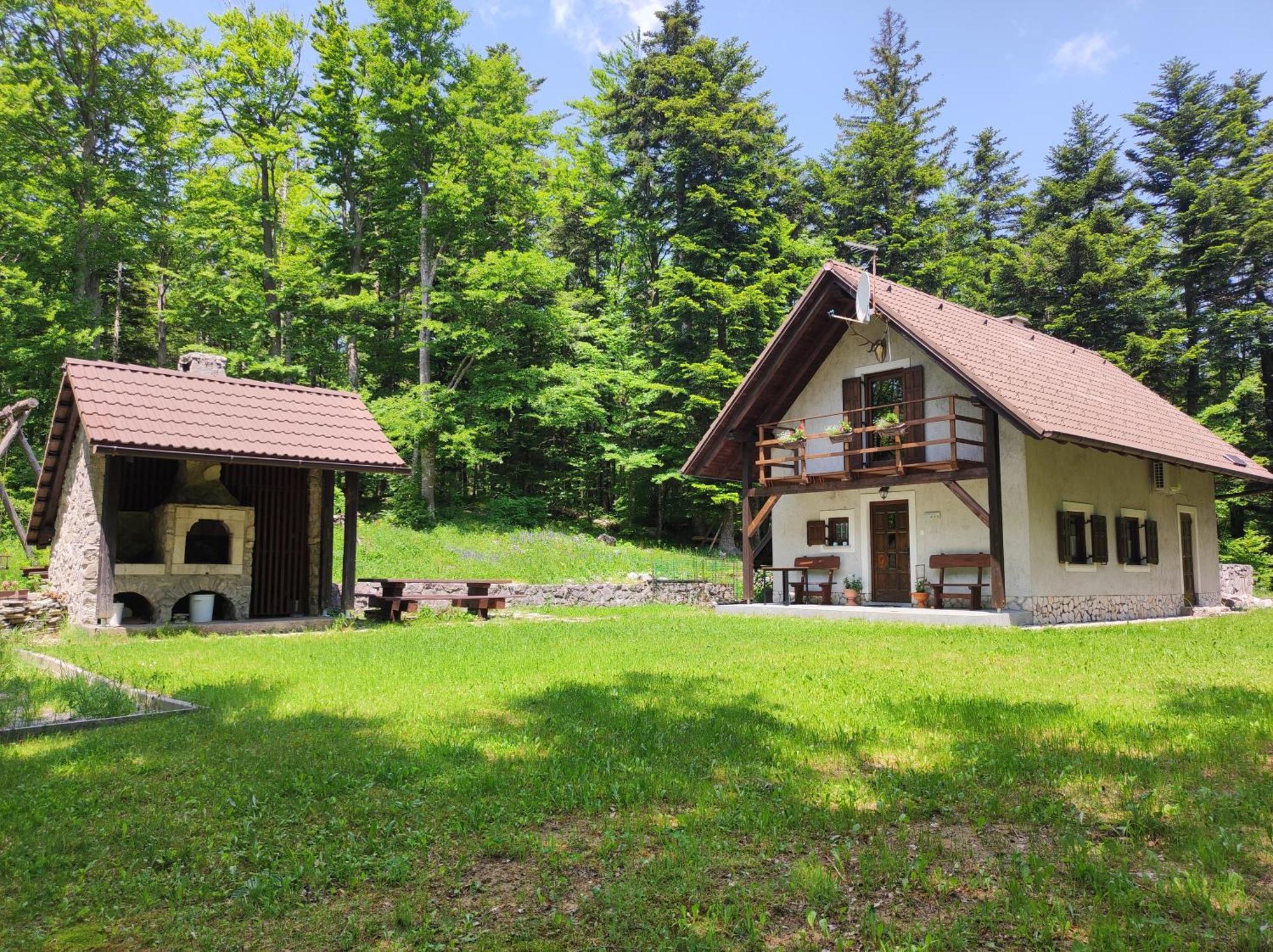 Guest House Nanos Випава Екстериор снимка