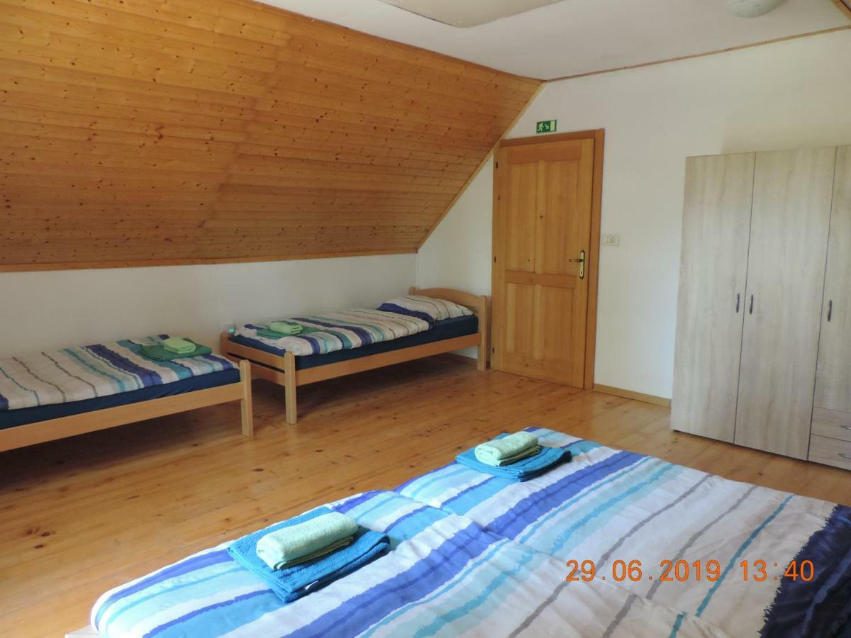 Guest House Nanos Випава Екстериор снимка
