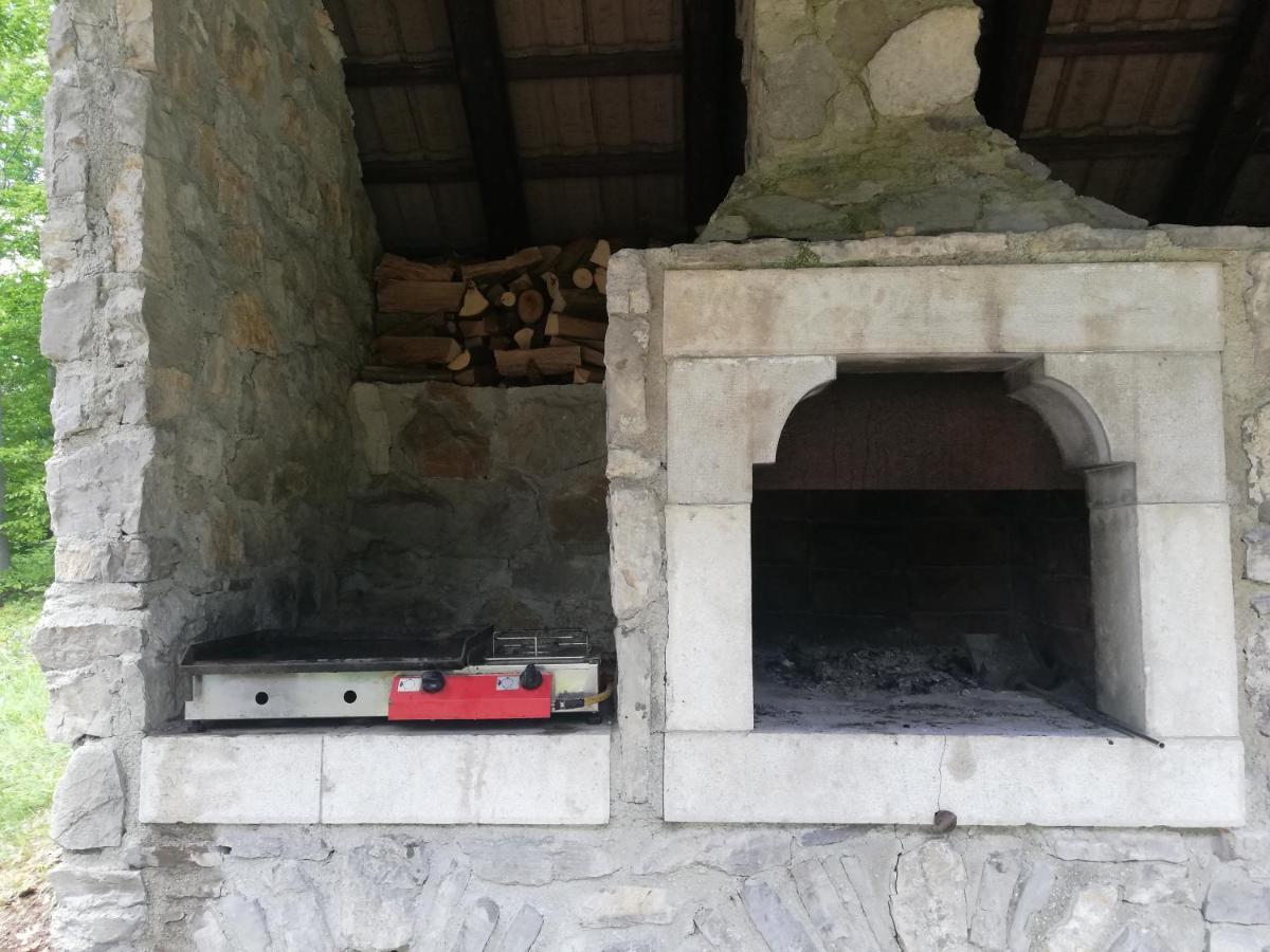 Guest House Nanos Випава Екстериор снимка