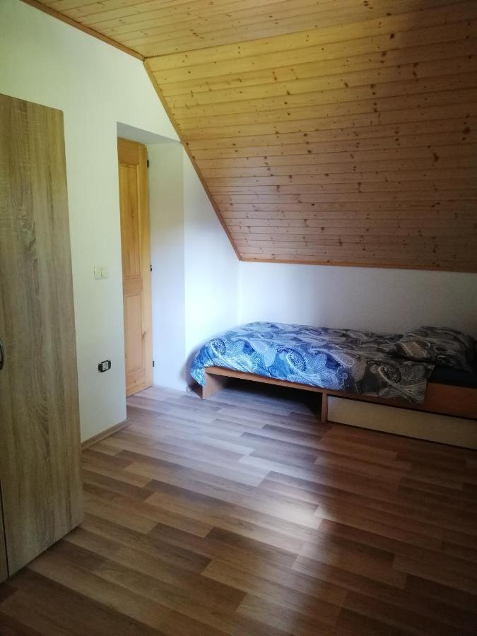Guest House Nanos Випава Екстериор снимка